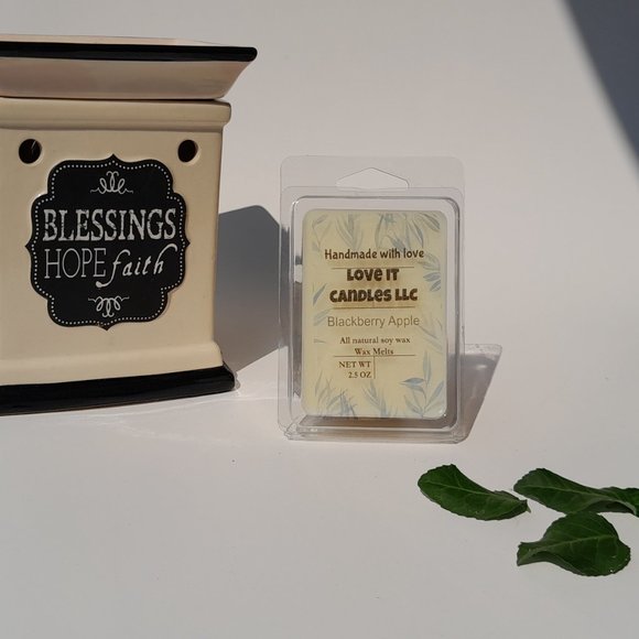 Signature Soy Wax Melt Me Time Paw Shape 2.5oz great for gifts - Picture 4 of 7